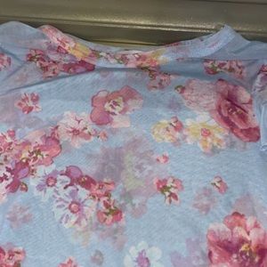 Transparent rose tee